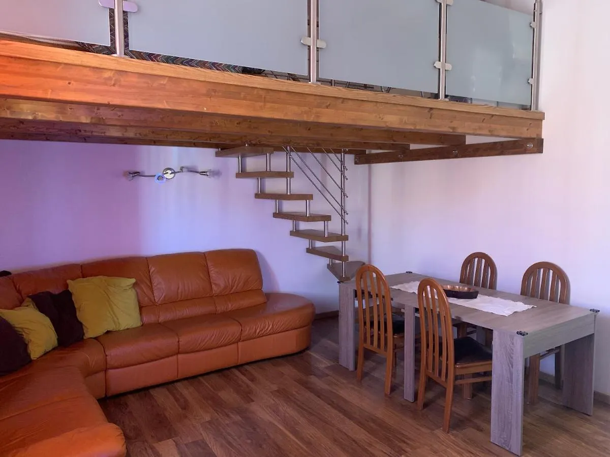 דירות אלגהרו Loft Per Due 0*,  איטליה